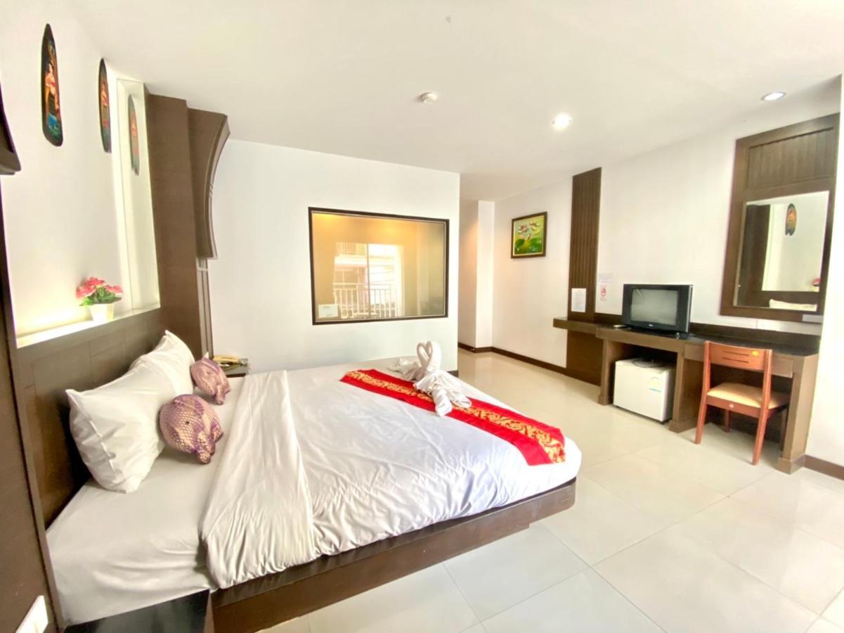 One World One Home Patong 2 المظهر الخارجي الصورة
